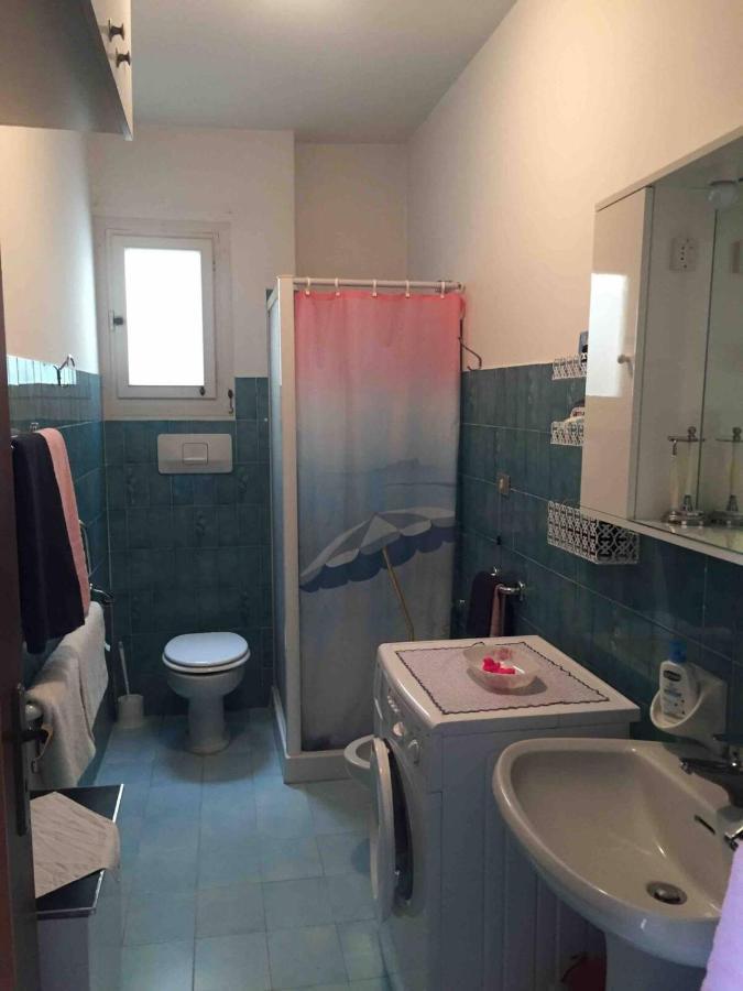 Ferienwohnung A Due Passi Dal Mare Vallecrosia Exterior foto